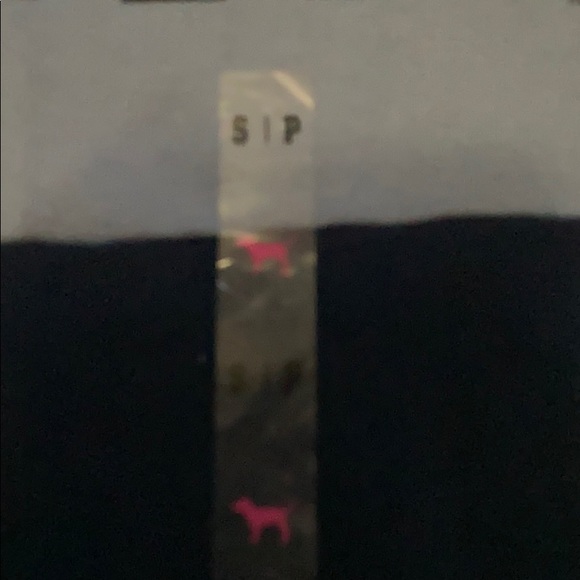 Pink sweater - Picture 2 of 3